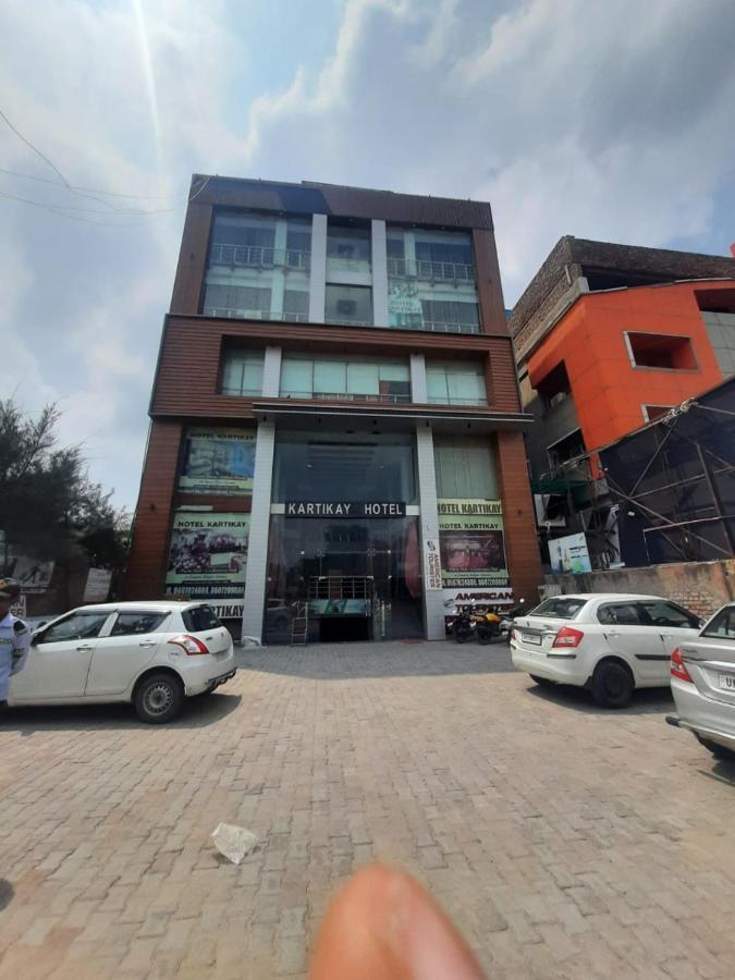 Hisār Kartikay Hotel מראה חיצוני תמונה