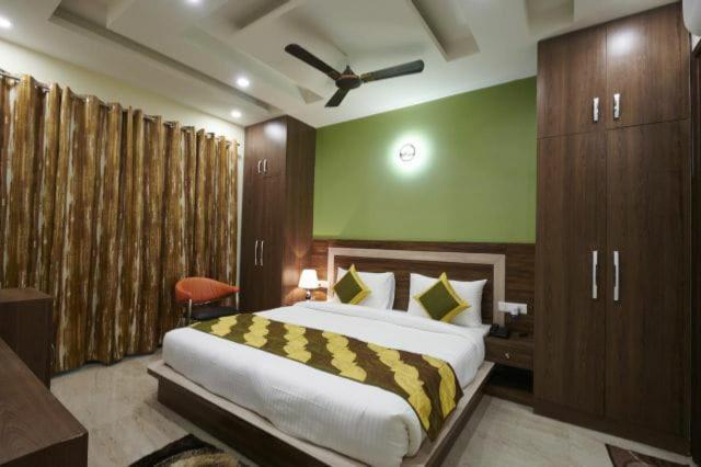 Hisār Kartikay Hotel מראה חיצוני תמונה
